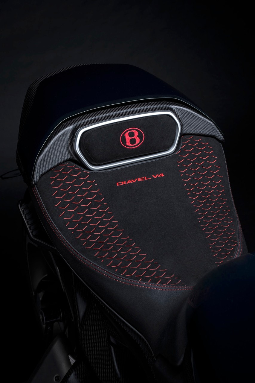 Ducati e Bentley: due serie davvero speciali per la Diavel V4